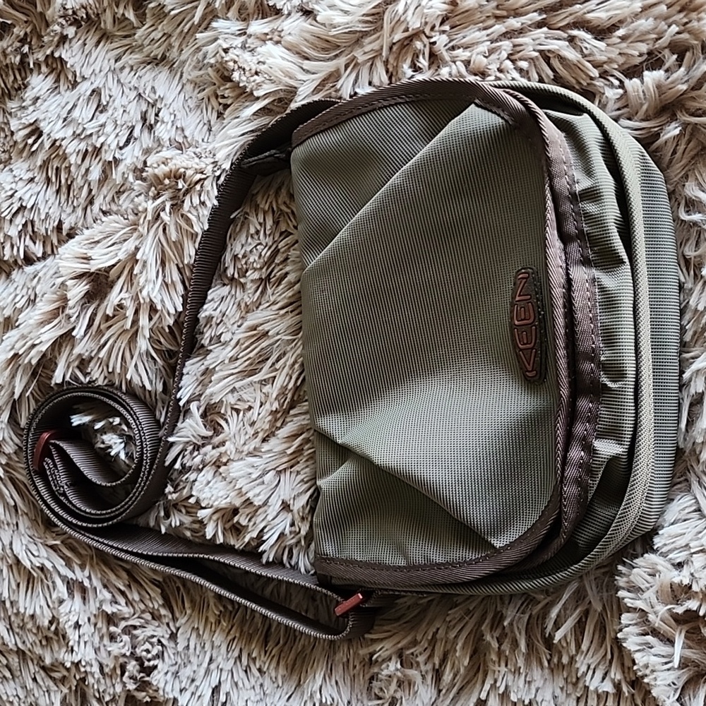 Keen Montclair Crossbody Purse